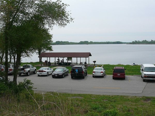 Horseshoe Lake State Park - East Alton-Camping in Illinois