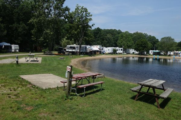 Riverdale Farm Campsite - Clinton Camping in Connecticut