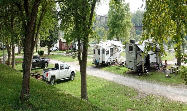 White River Campground & RV Park (Flippin)-Camping in Arkansas