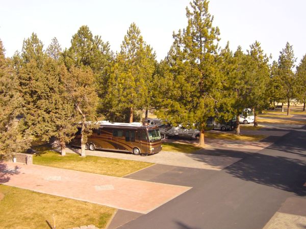 Crown Villa RV Resort - Bend Camping in Oregon