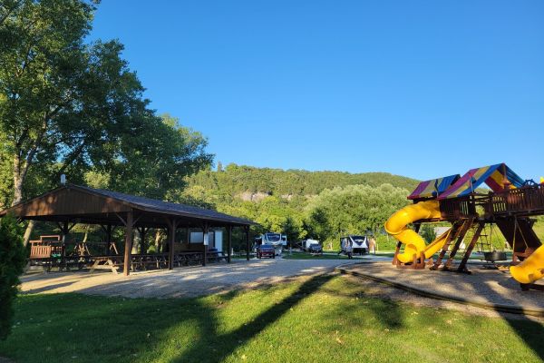 Eagle Cliff Campground & Lodging - Lanesboro Camping in Minnesota