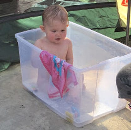 Storage bin bathtub.