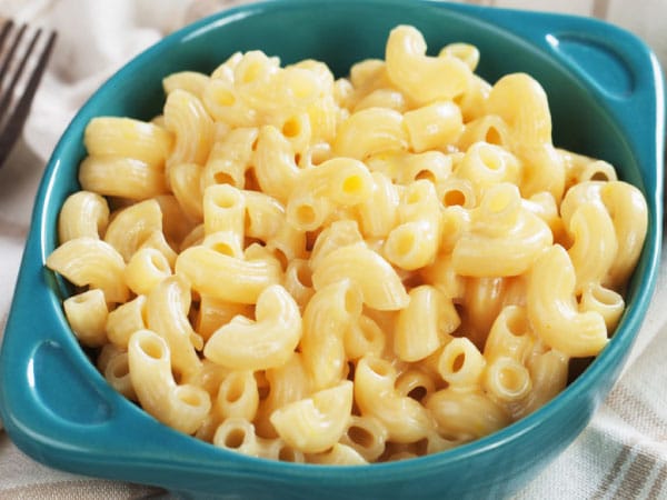 Easy camping meals mac & cheese